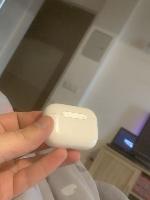 Кейс оригінал AirPods pro 2 a2700