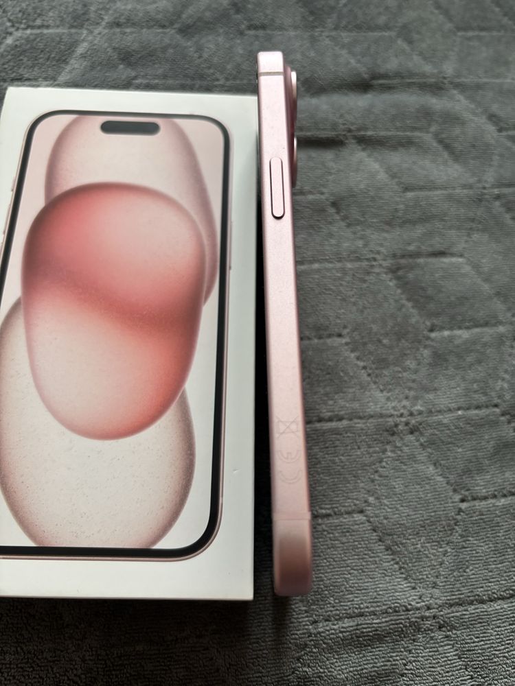 Iphone 15 128gb róż stan idealny cały komplet