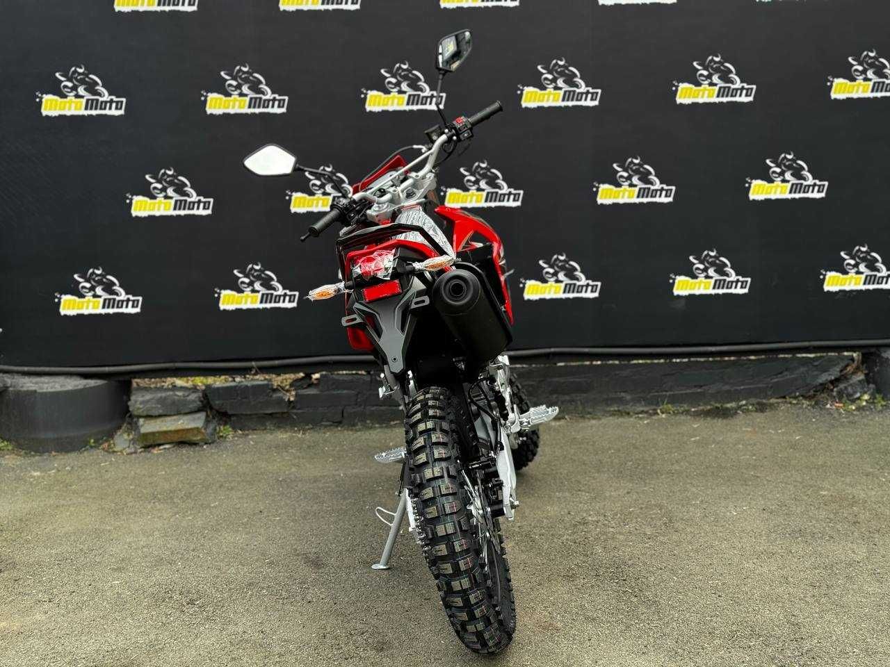 Мотоцикл Loncin LX300GY SX2 PRO Червоний RED Рідинне охолодження