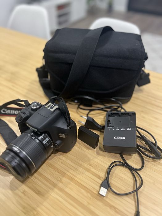 Canon EOS 2000D 18-55