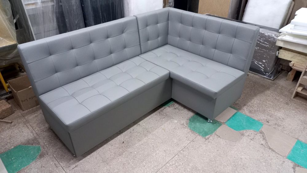 Кухонный уголок с ящиками. 100×180см