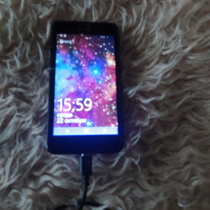 Телефон NOKIA  Lumia.