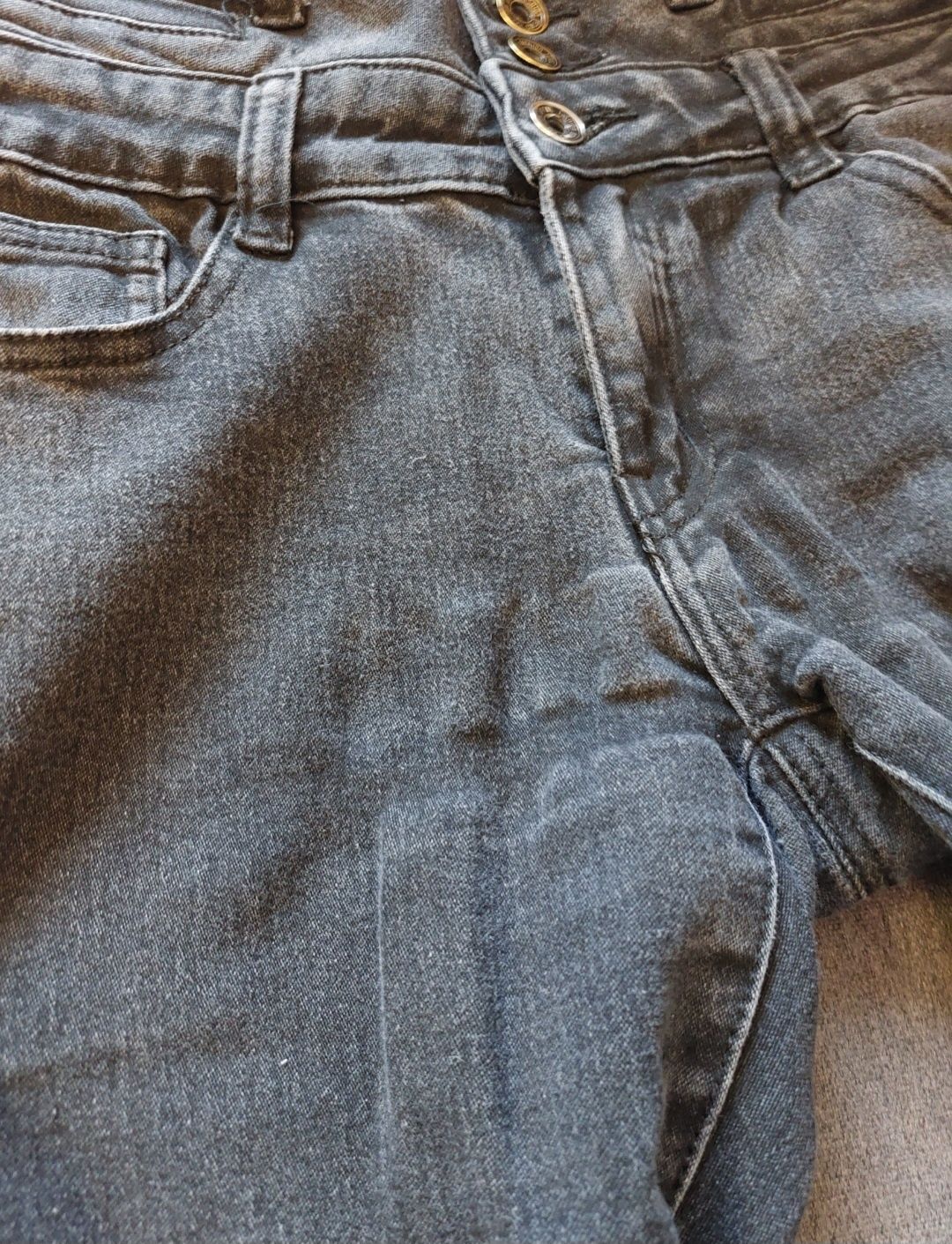 Spodnie jeansowe damskie Mila Premium jeansy z wysokim stanem czarne L