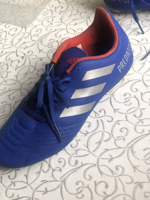 Продам буци adidas.