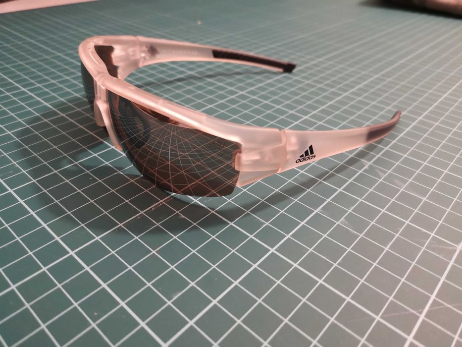 Óculos de Sol adidas evil eye