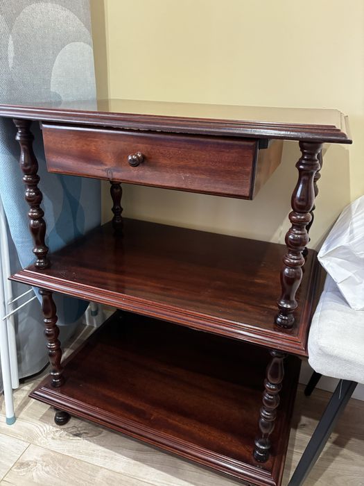 Aparador vintage com gaveta