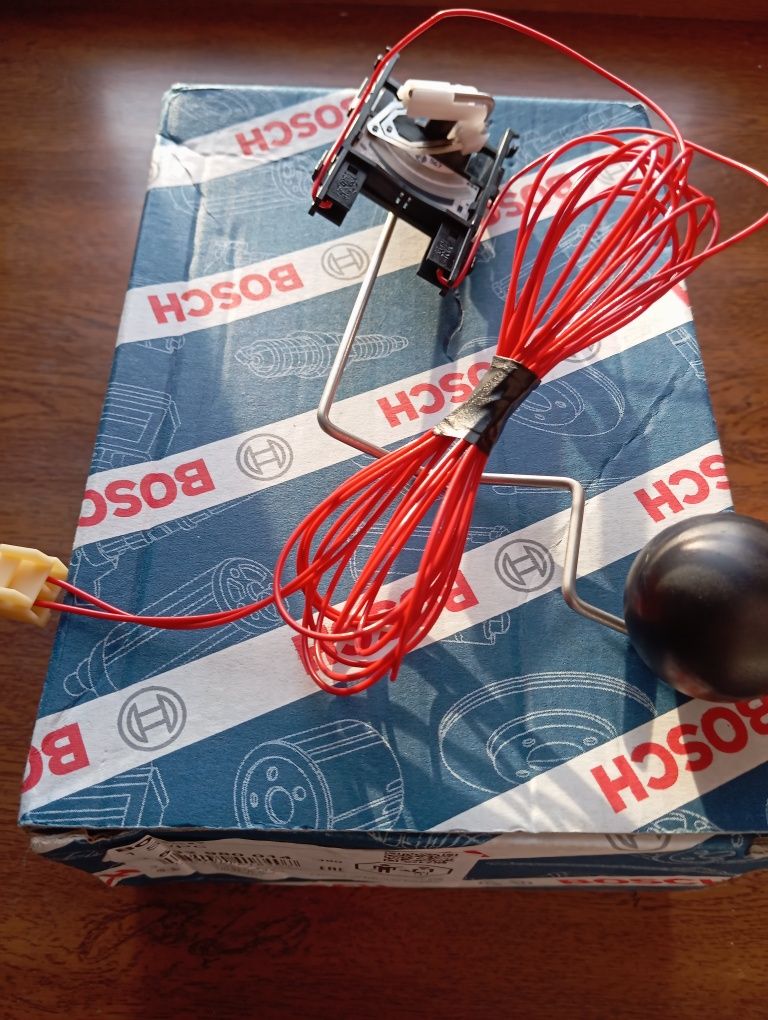 Датчик уровня топлива Bosch 1 582 980 014