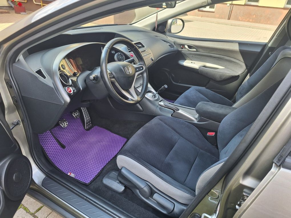 Honda Civic VIII UFO 1.4b 160tyś km 2008r
