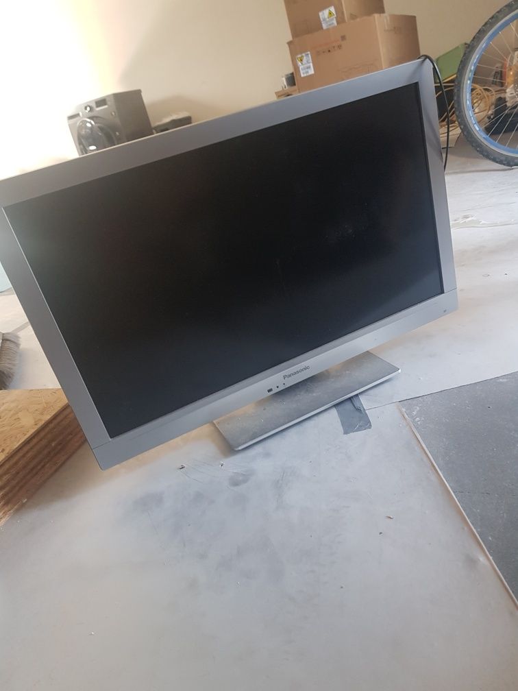 Telewizor Panasonic + pilot