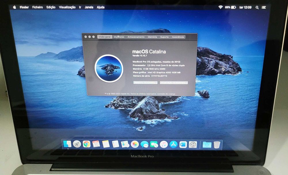 Macbook Pro 13 (i5 | 8GB RAM | 240GB SSD)