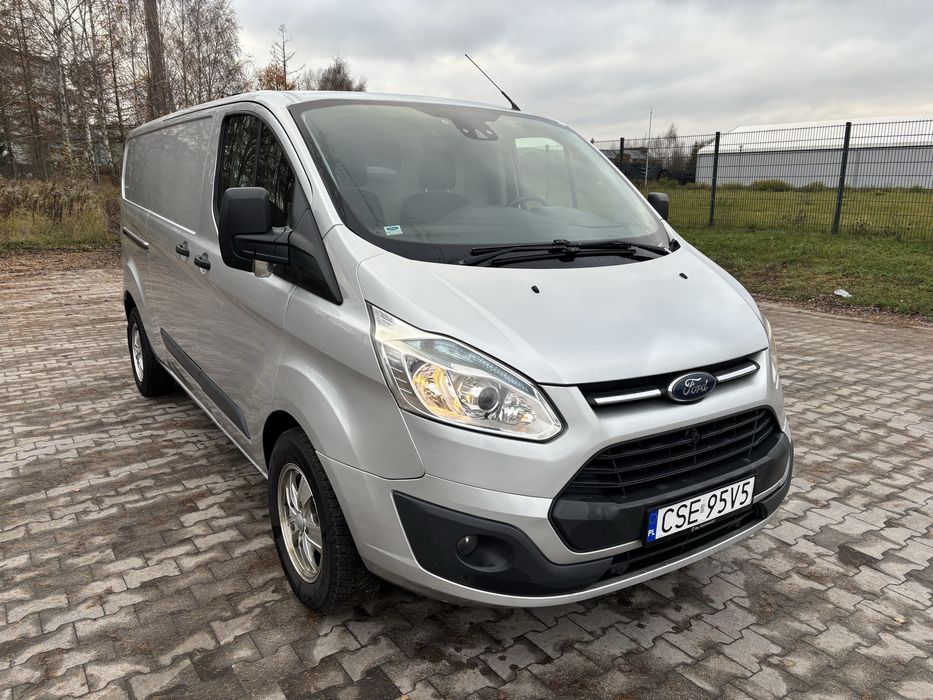 Ford Transit Custom  2,2 155 km long l2h1  klima kamera relingi hak