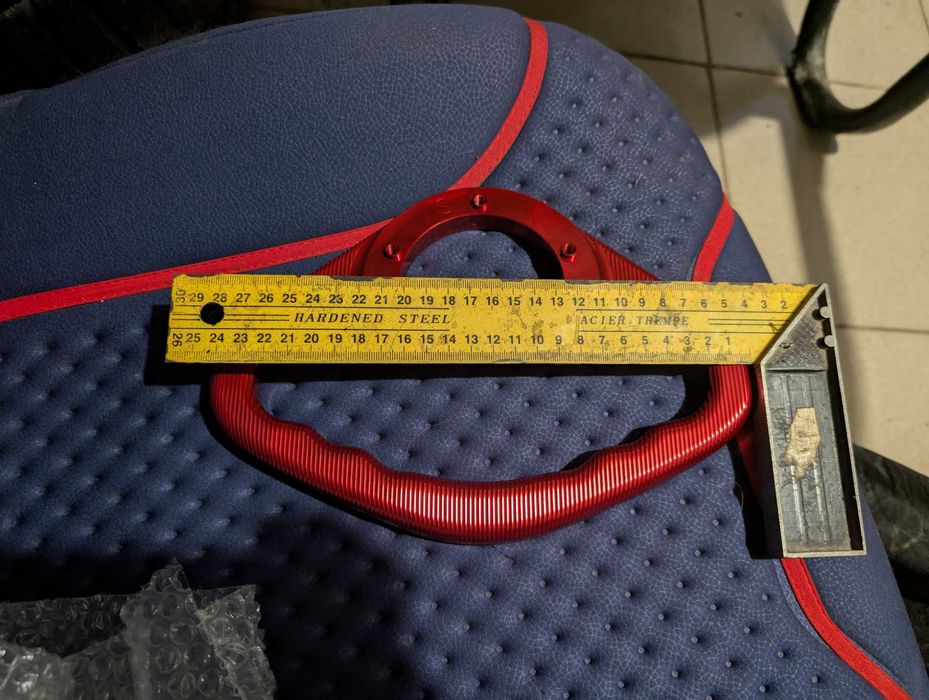 Накладка для заднього пасажира на бак