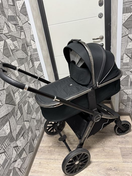 Продам коляску 2в 1 автокресло купували окремо