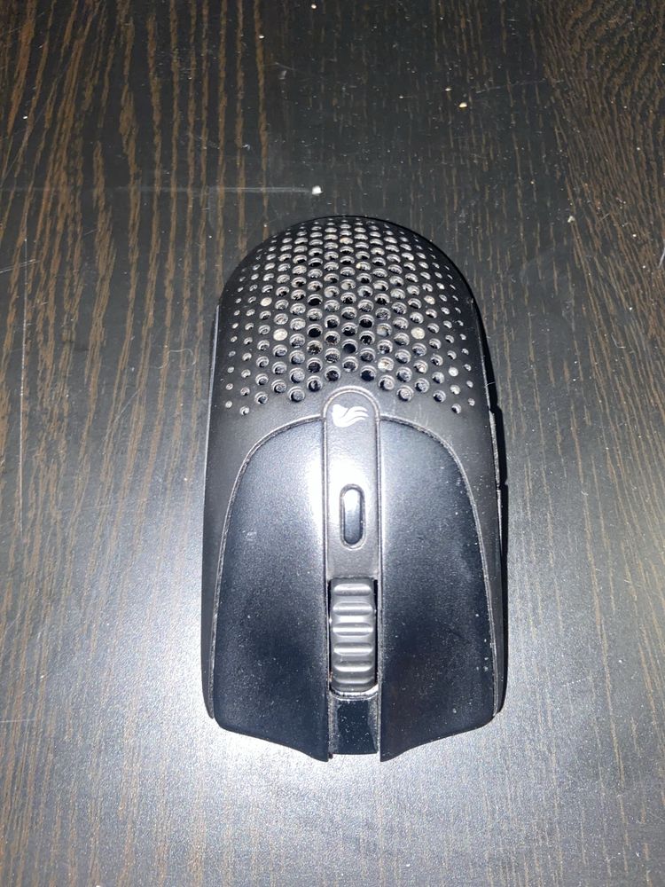 Myszka glorius model o 2