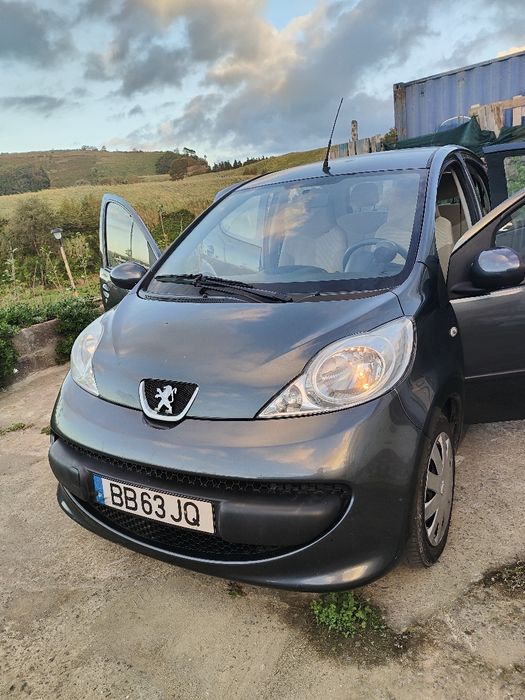 Toyota/ Peugeot automático