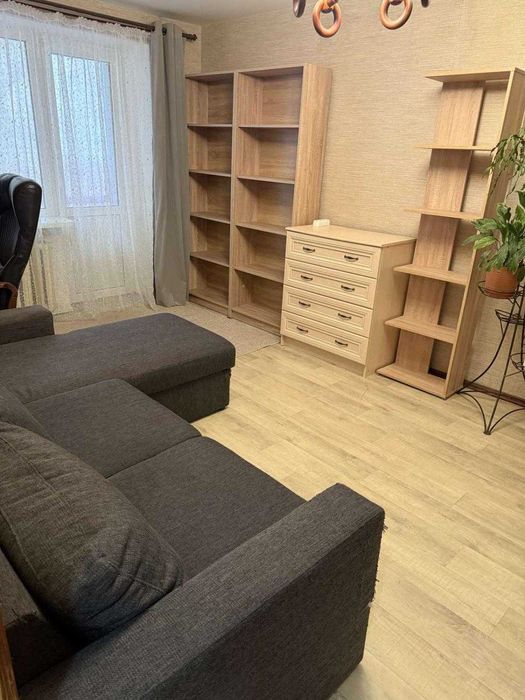 Продам 2-к квартиру с ремонтом, 2/5 эт, центр Черемушек (3-251-264 ОФ)