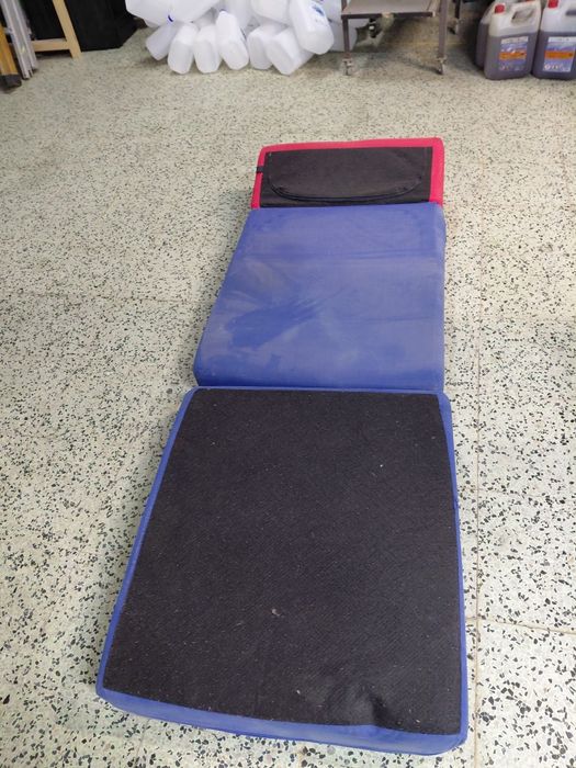 Cambalhota azul e vermelha