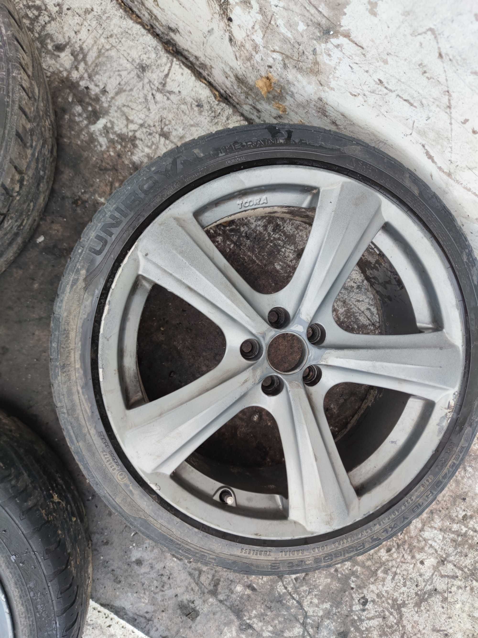 Felgi Felga Aluminiowe Alu 18 5x100 ET35 8Jx18H2 VW Seat Skoda Audi