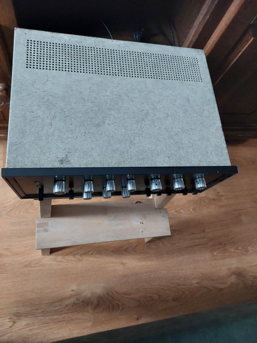 Wzmacniacz stereo Sansui AU-777D