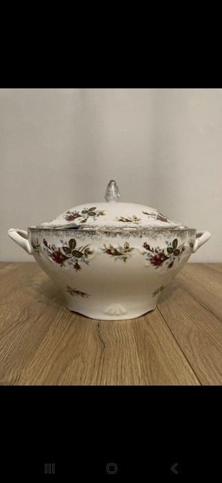 Porcelanowa waza do zupy Chodzież Concorde (wzór w róże, styl Iwona)