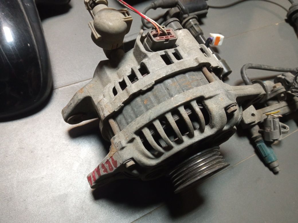 Mazda Premacy 1.8 alternator chłodnica lampy cewka roleta kierunki
