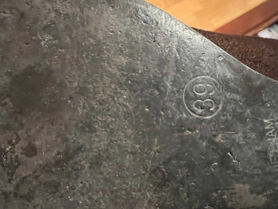 Sapatos castanhos originais e em bom estado