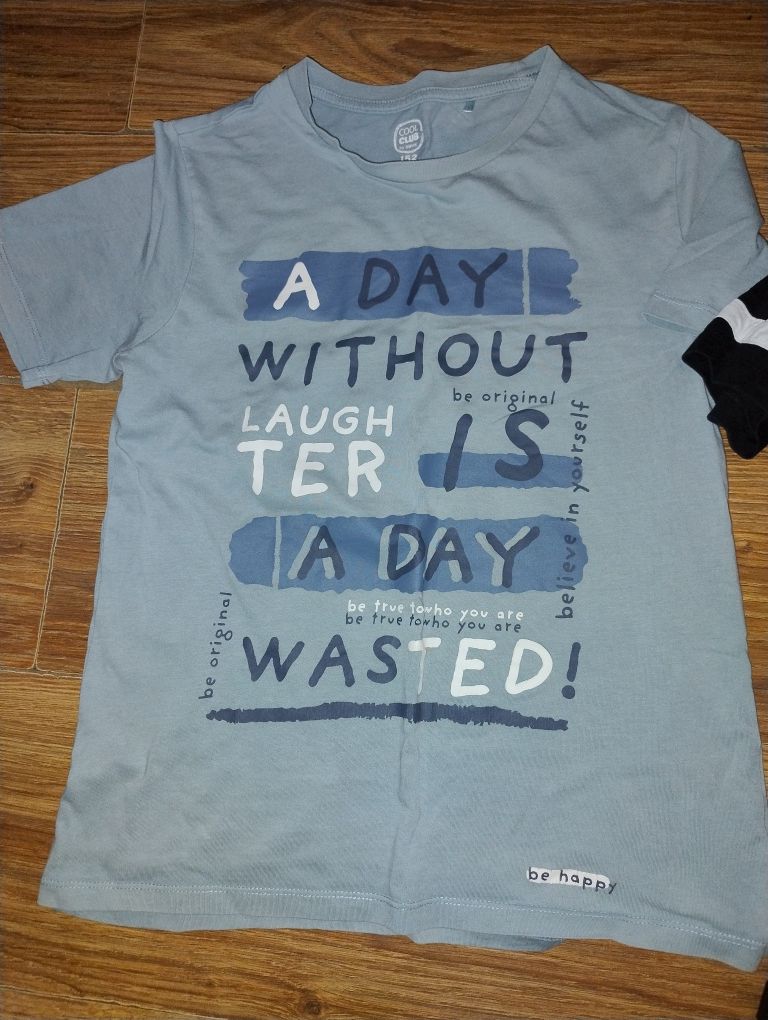 152 2 t-shirty cool club + Reserved