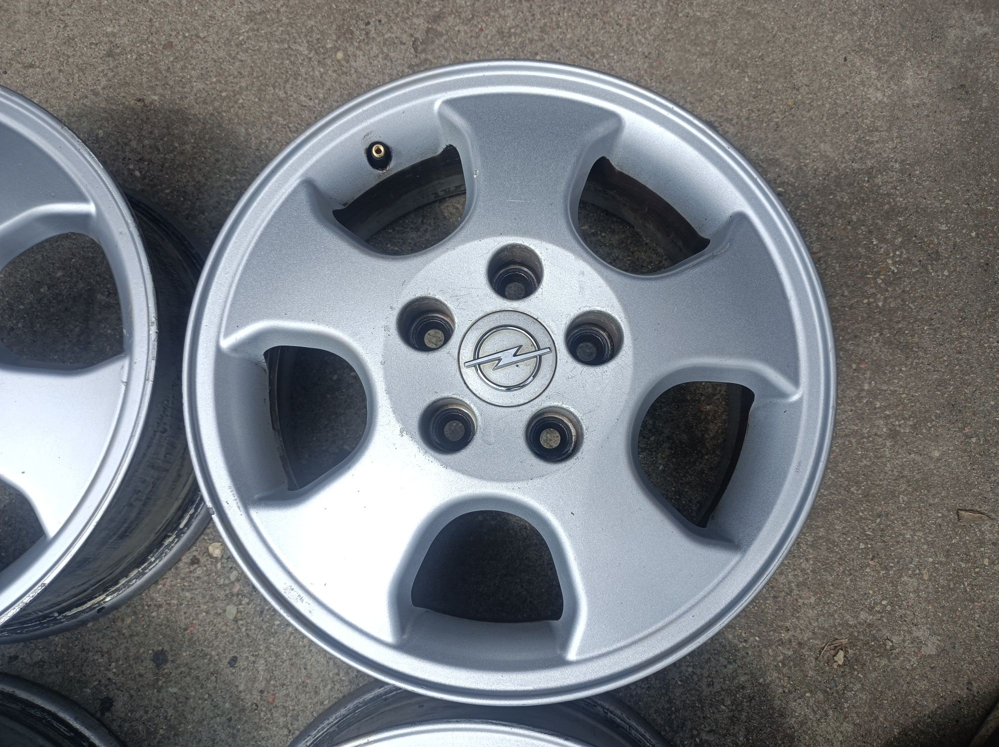 Alufelgi koła 5x110 15 OPEL Astra Vectra Zafira Corsa felgi