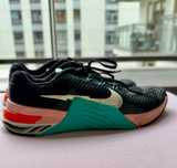 Buty treningowe damskie Metcon 7, stan idealny