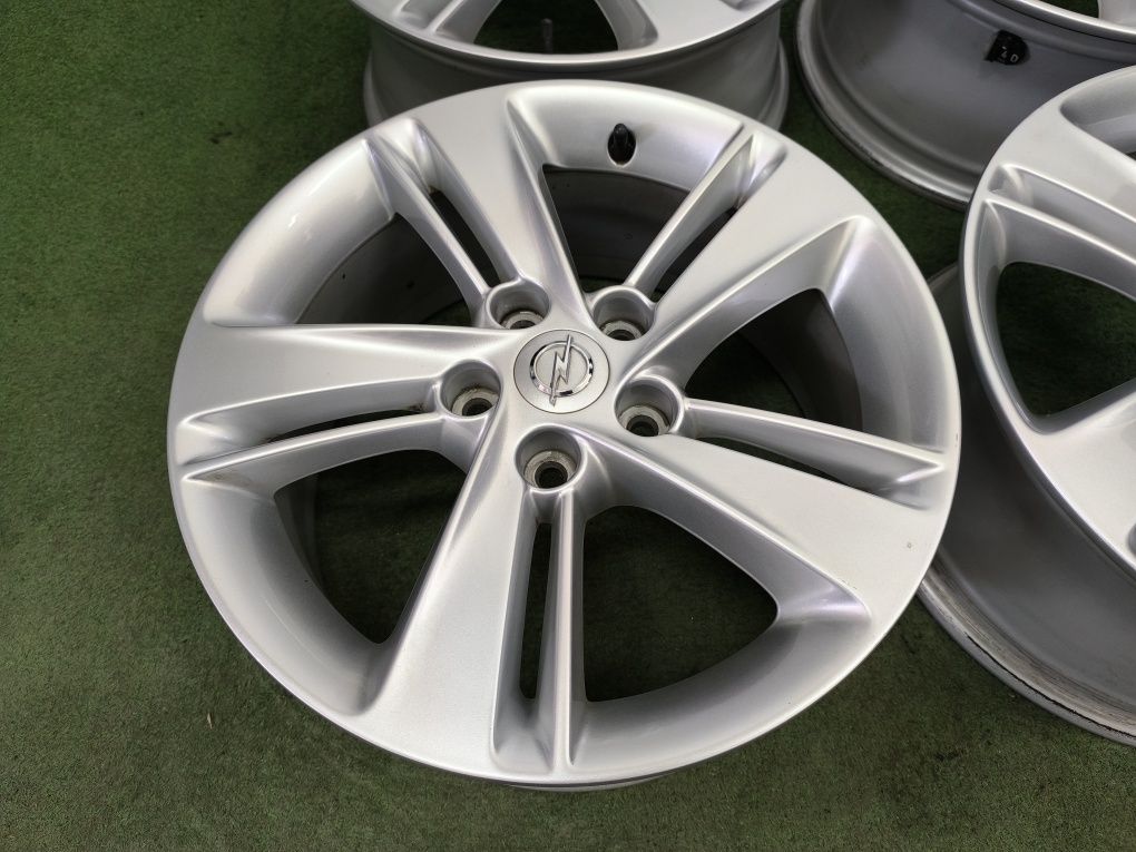 17" felgi 5x115 et45 Czujniki Opel Astra J Zafira Insignia B Wysyłka