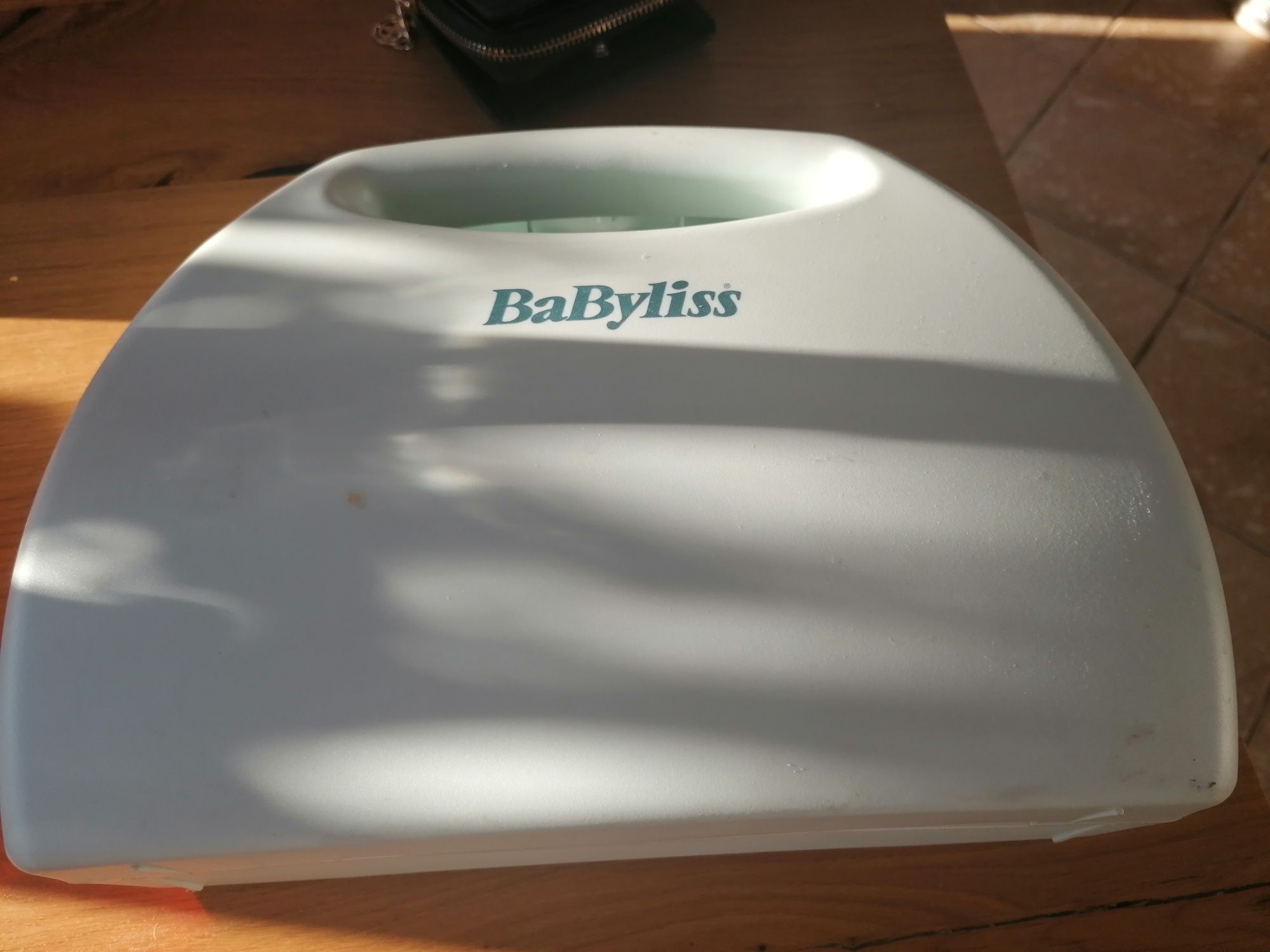 Elektrostymulator mięśni BaByliss