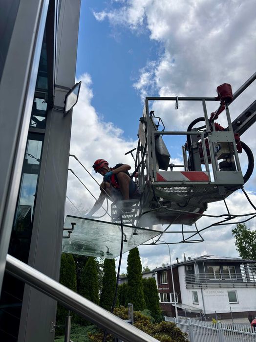 Sprzątanie lokali i mieszkań poremontowe, garaży, hale, posadzki