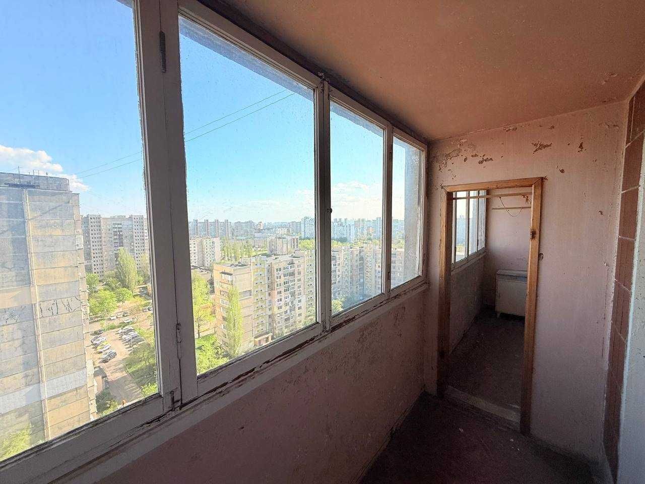 Продаж 2к квартири Рональда Рейгана 30а