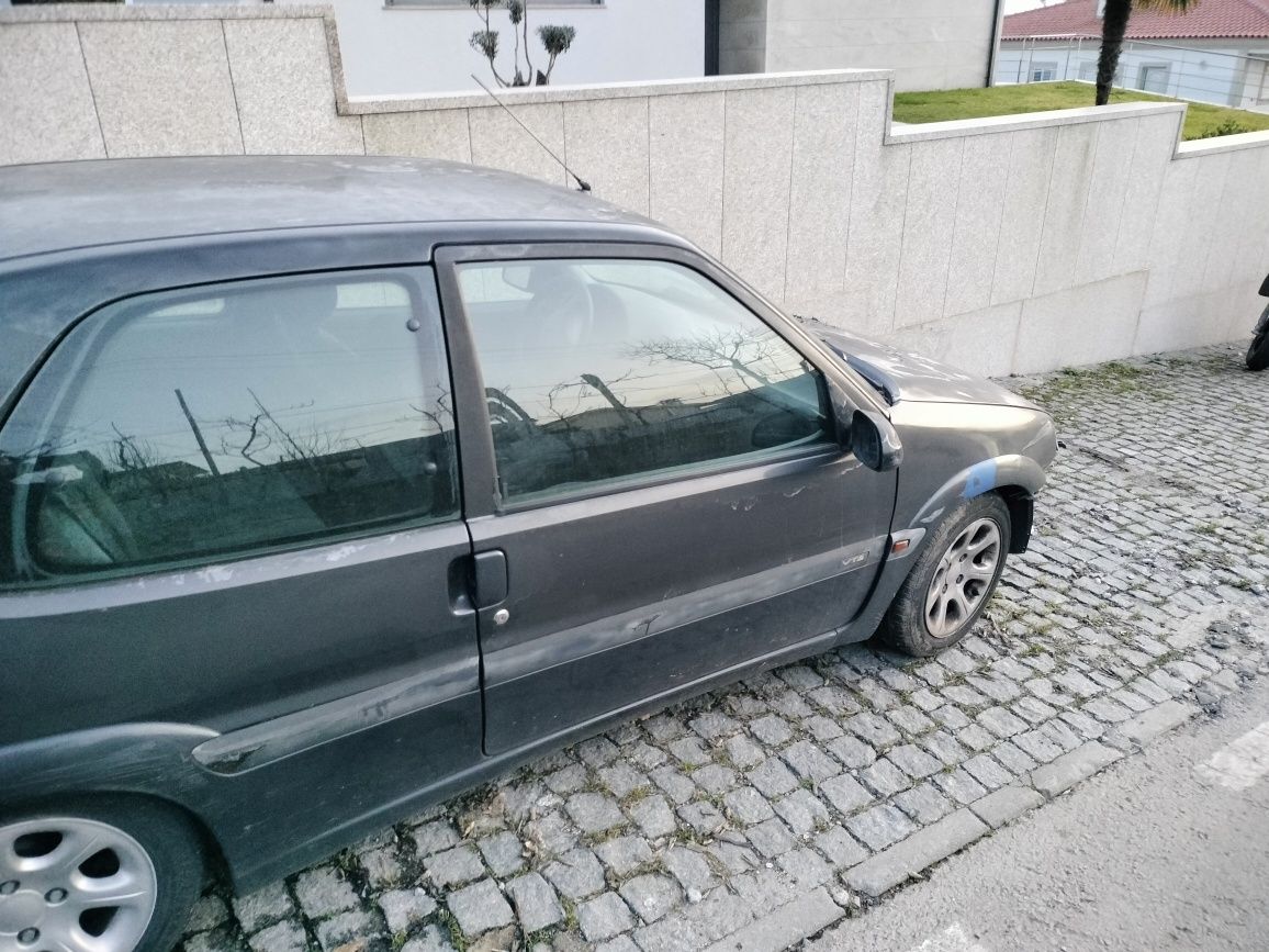 Citroën Saxo cup. VTS para peças motor 1.4 gasolina com ar condicionad