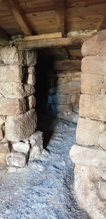 Casa de Habitação, p/ restaurar, Barbadães Baixo, Vila Pouca de Aguiar