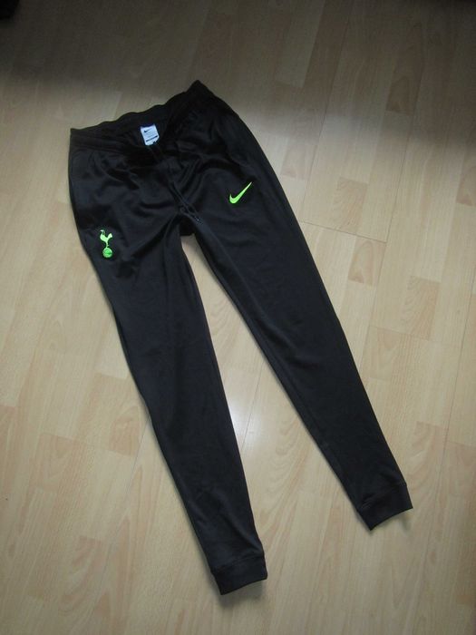 NIKE Francja spodnie dresowe rozm.M