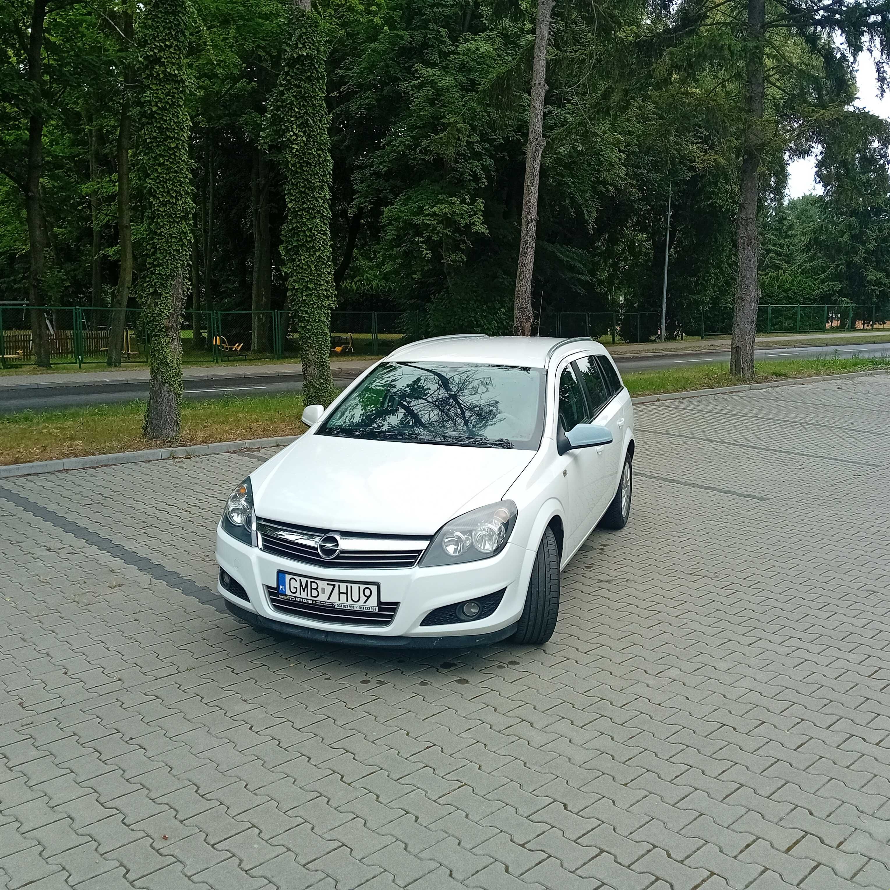 Sprzedam opel astra h 2011r