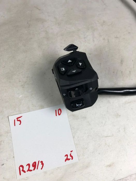 Aprilia RSV4 Tuono V4 1100 660 21- Przełącznik Lewy