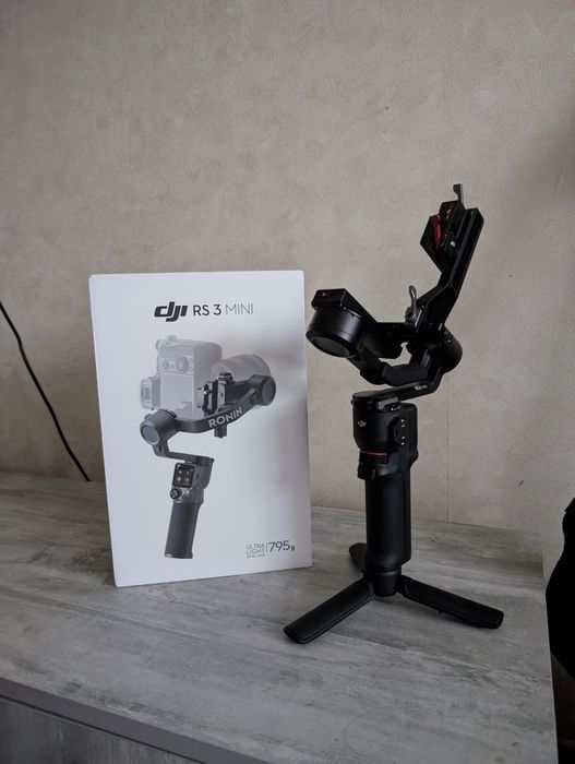 Стабілізатор для камери DJI RS3 Mini