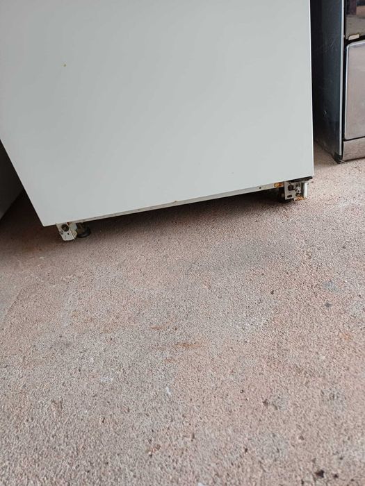 Frigorifico Whirlpool  de 2 portas com congelador