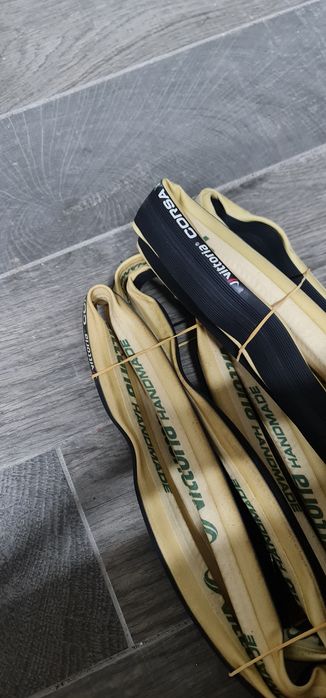 Conjunto Tubulares pneu Vittoria Corsa Graphene 2.0 25 28"