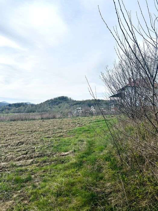 Продам гарну ділянку з дуже красивим краєвидом