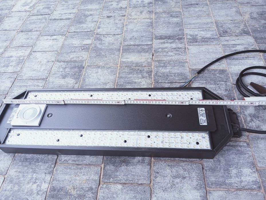 Lampy LED z czujnikiem ruchu