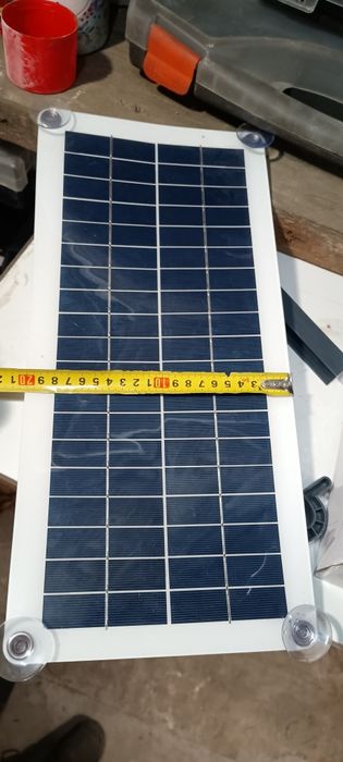 Panel solarny 12V – sprawny, idealny do ładowania telefonu / powerbank