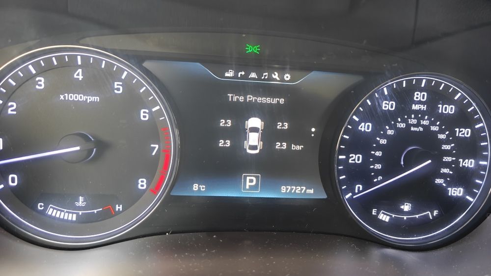 Hyundai Genesis g80 super stan 3.8 V6 4x4 316km