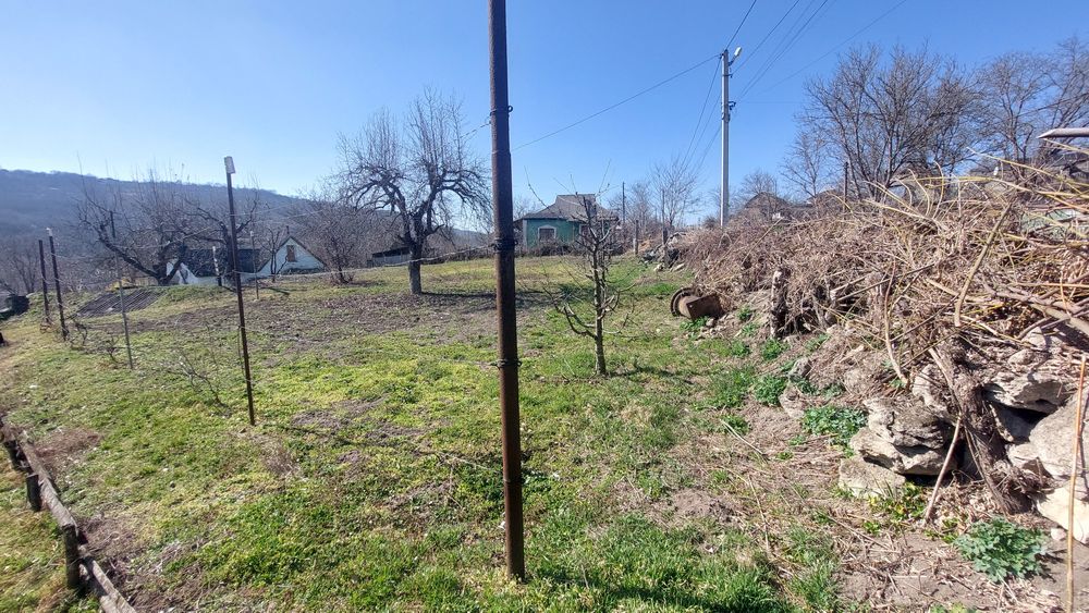 Продам 10 соток. Вул.Острівська,388.