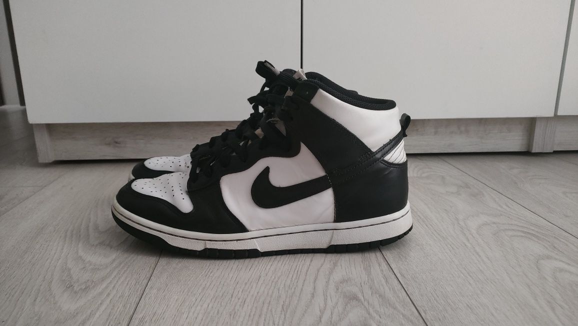 Nike dunk high retro Black white