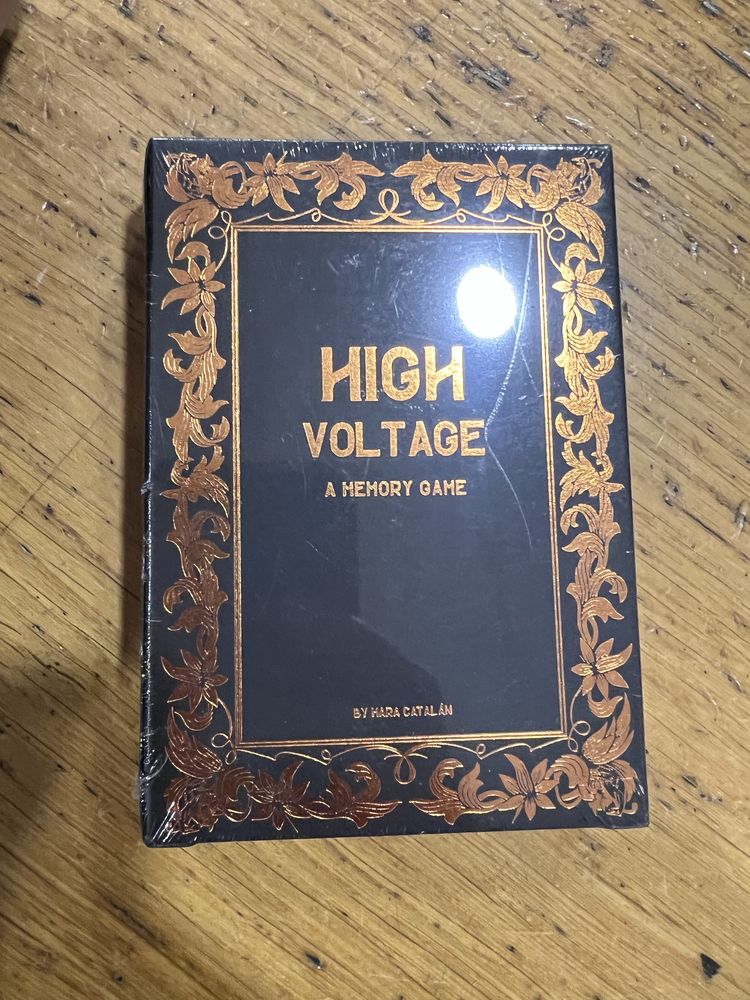 High Voltage A Memory Game by Mara Catalán - NOVO