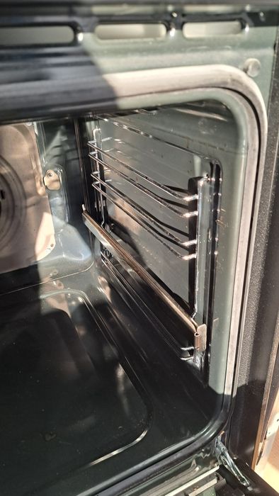 Kuchenka indukcyjna Hisense