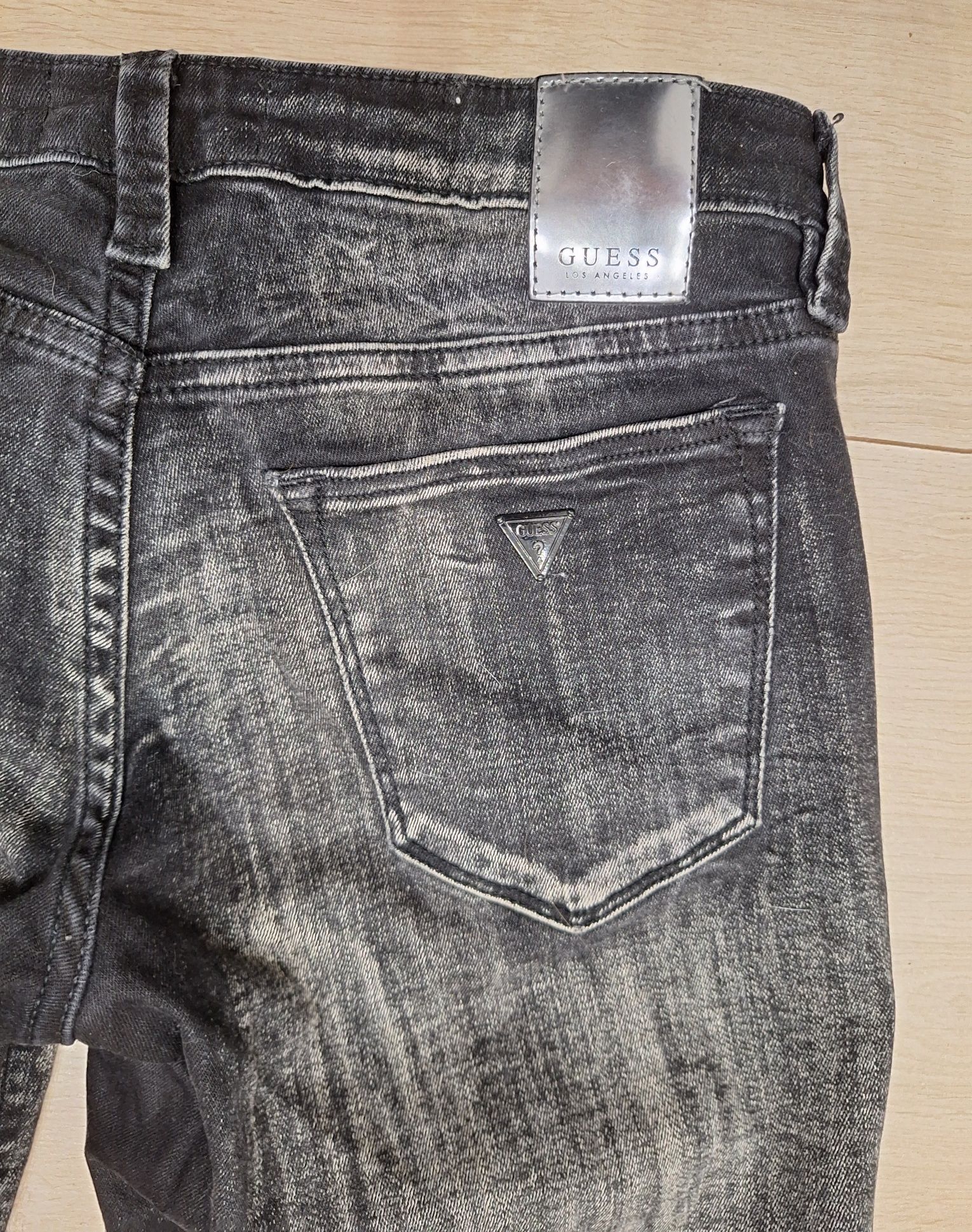 Guess Beverly skinny ultra low r. 26 XS
